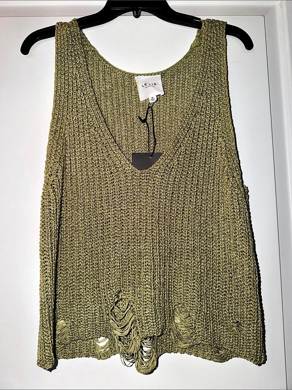 Le Lis Collection Distressed Knit Tank in Green